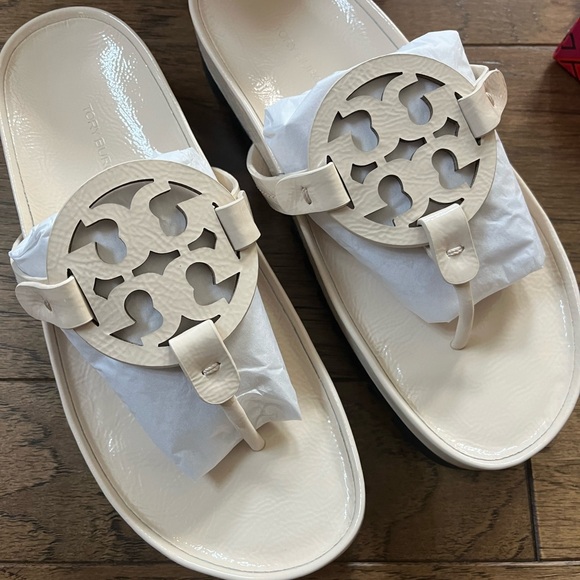 Tory Burch Miller Cloud Lug sandals size 9 - Picture 10 of 16